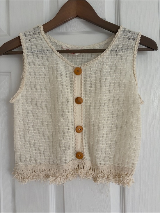Tops - Cream Knit Button-Front Fringe Vest （ Great for summer)